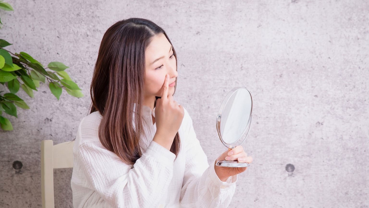 毛穴の開きの原因や予防・改善方法とは?